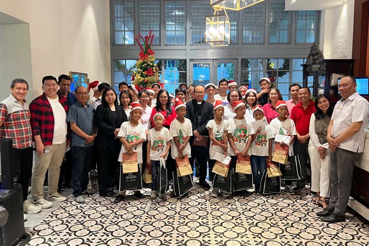 Kokoon Hotel Surabaya Sambut Natal Bersama Anak-anak Panti Asuhan LKSA Immanuel