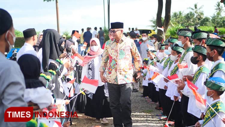 Lakukan Reses, Agun Gunandjar Gunarsa Bagikan Ratusan Sembako