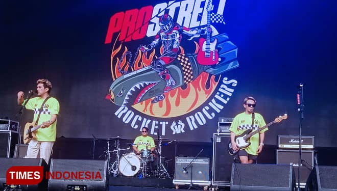 Rocket Rockers Guncang Mandalika Tropical Fest, Penonton Diajak Jingkrak-jingkrak