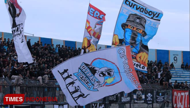 Ungkapan dan Pesan Curva Boys Pasca Persela Lamongan Resmi Turun Kasta