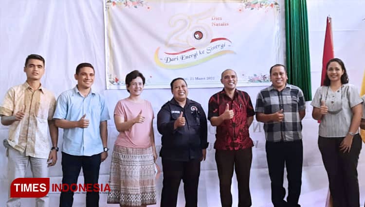 Unkriswina Sumba Luncurkan Logo Baru Sambut Ultah ke-25