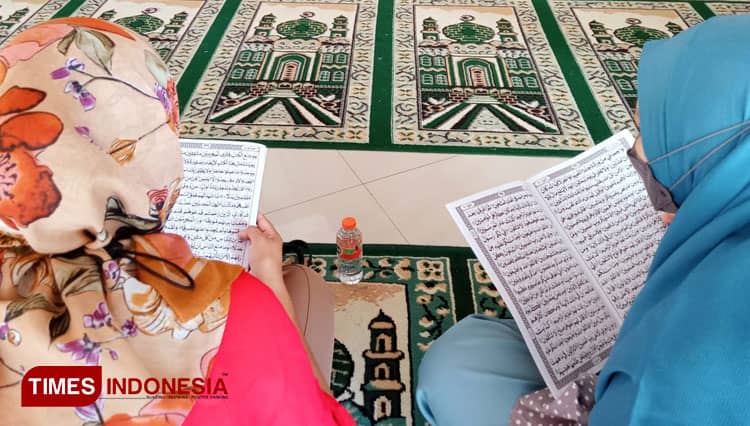 Doa Sebelum dan Sesudah Membaca Alquran, beserta Keutamaannya
