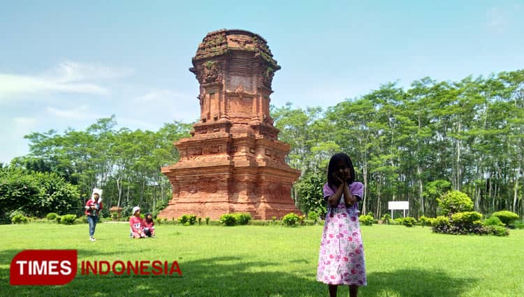 Ternyata, Asyik Juga Ngabuburit di Candi Jabung