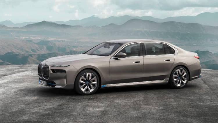 Mobil Listrik BMW Dibandrol 1,7 M, Ini Keunggulannya