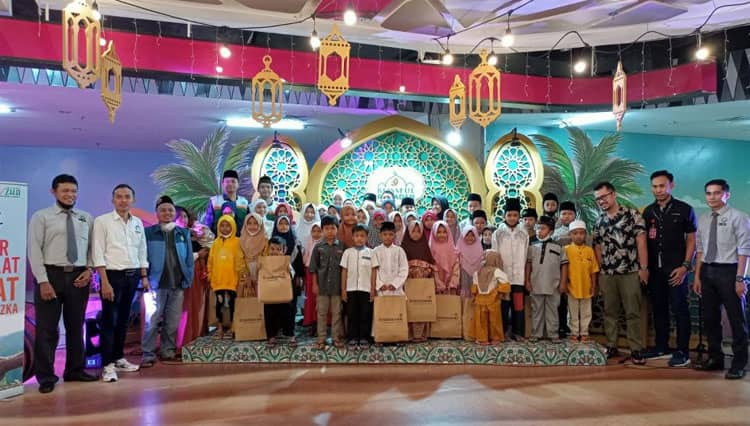 Cerminan Berbagi di Bulan Ramadan, Lippo Plaza Jember Ajak Anak Yatim Belanja Bersama dan Main Bareng di Mall