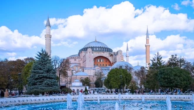 Mengenal Tradisi Unik Lebaran di Negara Turki