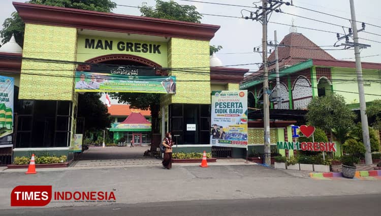 Ramai di Medsos, MAN 1 Gresik Pungut Biaya PPDB Hingga Rp2,7 Juta Per Siswa