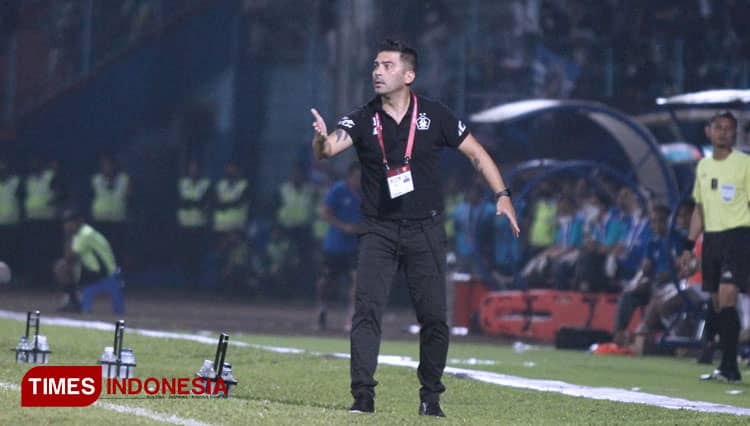 Kalah Karena Penalti, Pelatih Persik Kediri: Yo Wis Lah