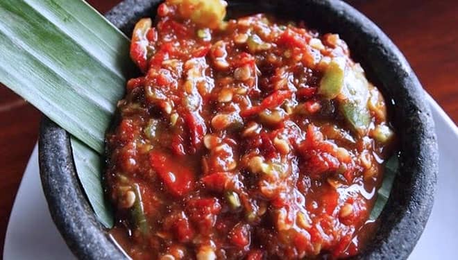 Resep Cobek Bakar, Aromanya Bikin Keluarga Ngumpul