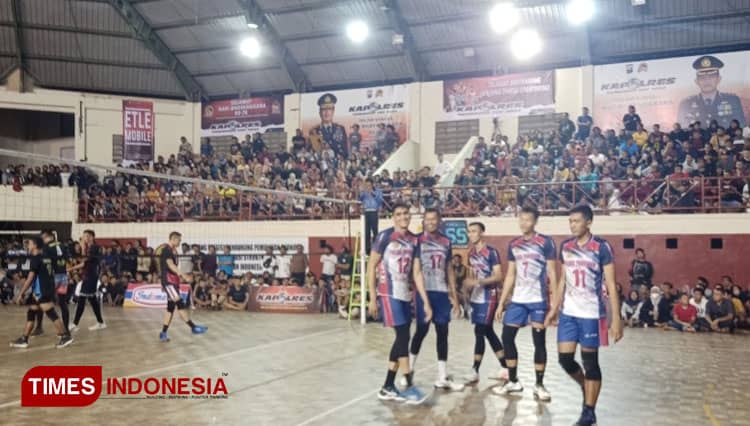 Diperkuat Rivan Nurmulki, Tim Voli Polres Juarai Turnamen Kapolres Ponorogo Cup 2022