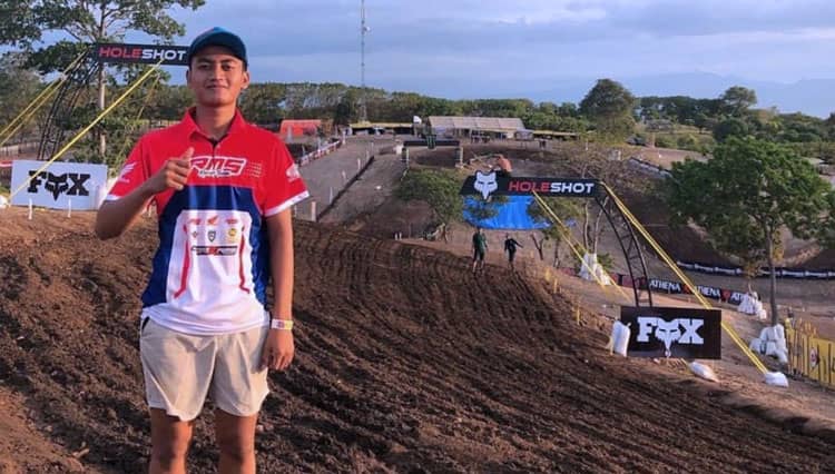 Crosser Lamongan Finish 10 Besar di MXGP Samota NTB