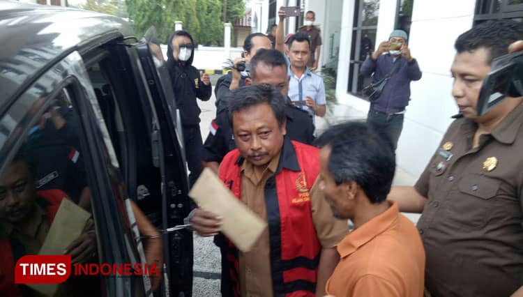 Diduga Korupsi Dana Desa, Kejari Bangkalan Tahan Camat dan Kepala Desa
