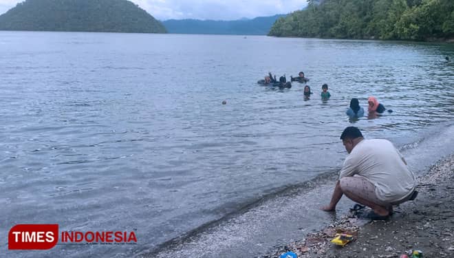 Langka dan Unik! Wisata Air Panas di Laut, Hanya di Tawa Halmahera Selatan