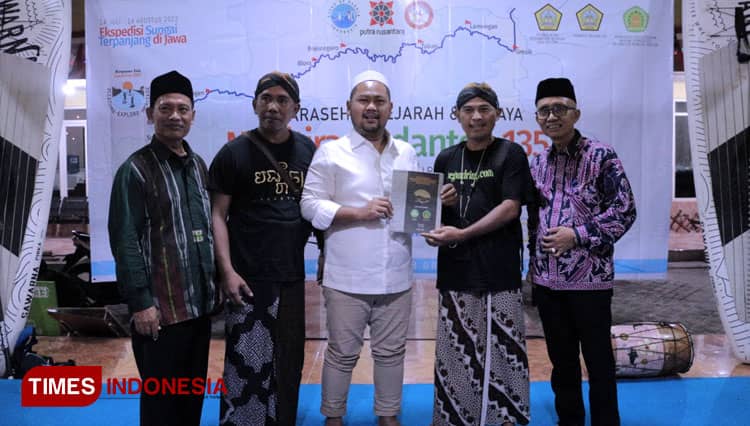 Berakhir di Desa Bedanten Gresik, Misi Ekspedisi Bengawan Solo Temukan Fakta Sejarah
