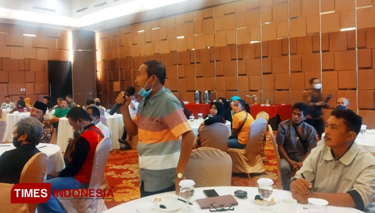 Pembinaan PKL di Hotel,  Wali Kota Madiun Beri Warning