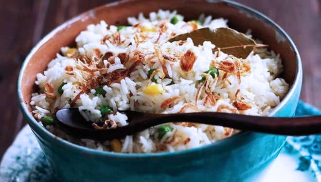 Masak Seru Akhir Pekan, Yuk Bikin Nasi Mentega Bawang Putih 