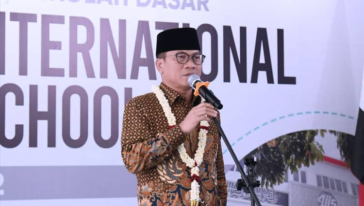 Resmikan SD AIIS, Yandri Susanto Harap akan Muncul Tokoh Bangsa Masa Depan yang Hebat