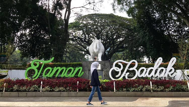 Menikmati Asrinya Taman Kota Bandung Sambil Rekreasi dan Olah Raga