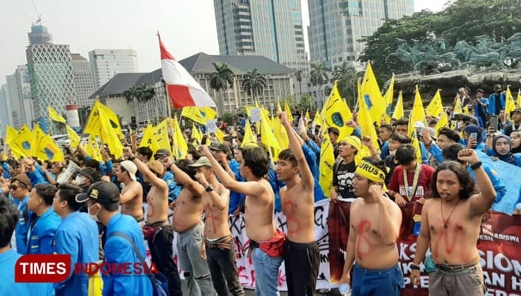 Kader PMII Demo di Jakarta, Minta Presiden Jokowi Turunkan Harga BBM