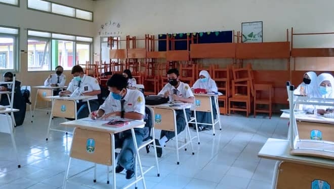 Ratusan Siswa SMA 2 Bondowoso Sakit Secara Bersamaan, Tiga Siswa Dinyatakan Reaktif Covid-19