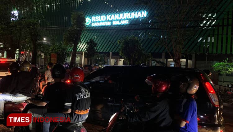 Tragedi Stadion Kanjuruhan, Puluhan Aremania Meninggal, LIB Hentikan Liga 1