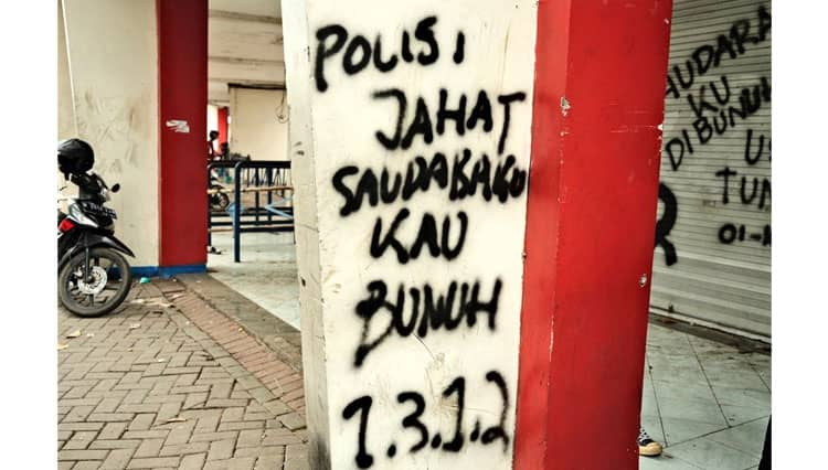 Arti Kode ACAB dan 1312 Gate 13 Stadion Kanjuruhan