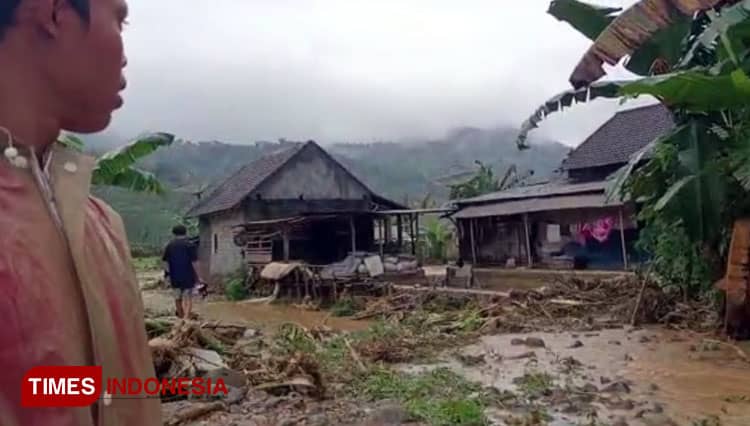 Kondisi Terkini Banjir Bandang Malang Selatan, Rumah Warga Porak Poranda