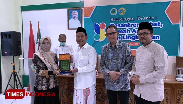 Bersama Pesantren, MUI Jatim Wujudkan Pesantren Sehat dan Ramah Anak