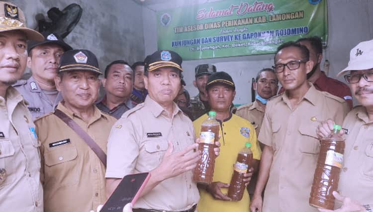 Pupuk Bersubsidi Dicabut, Gapoktan Lamongan Lahirkan Inovasi Pupuk Cair Organik Rojomino