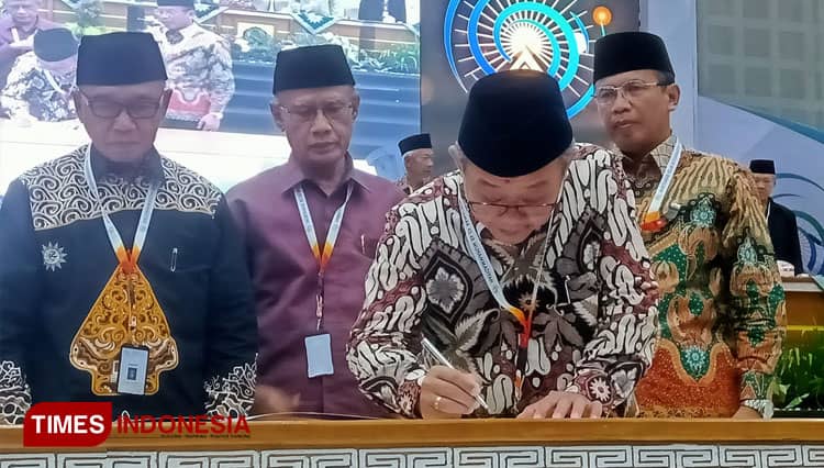 Dikenal Humoris, Inilah Profil Abdul Mu'ti Sekum Muhammadiyah 2022-2027