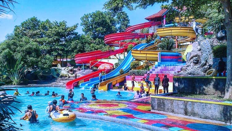 Ini 5 Rekomendasi Kolam Renang Majalengka Terbaik untuk Liburan Bersama Keluarga