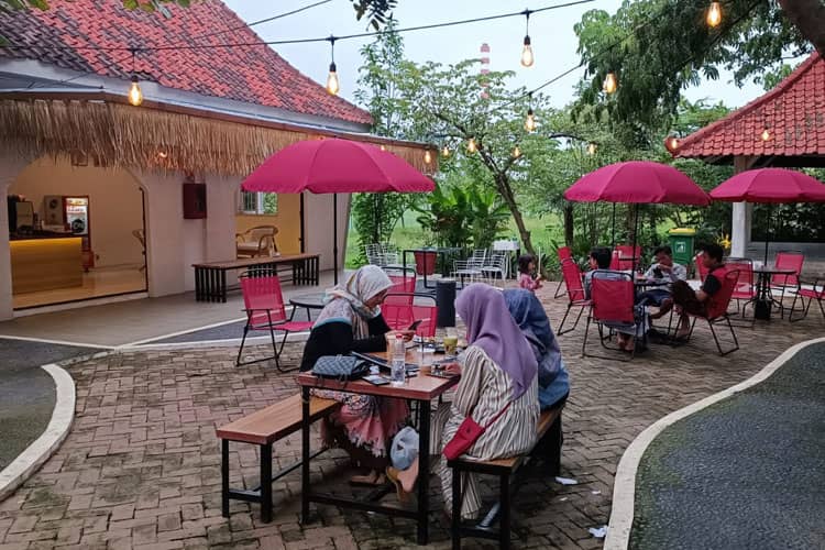Taman Cirebon Power Kini Hadirkan Pusat Kuliner