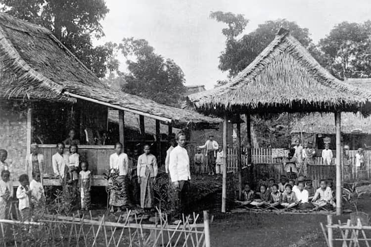 1 Abad NU; Ada 56 Pondok Pesantren Tua di Indonesia, Apa Saja?