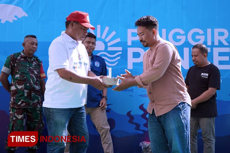 Komunitas Pinggir Pannte Gelar Penanaman Terumbu Karang