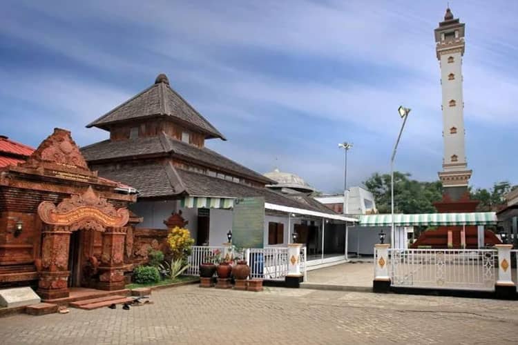 Wisata Religi Saat Ramadan, Ini 5 Masjid Kuno di Ponorogo