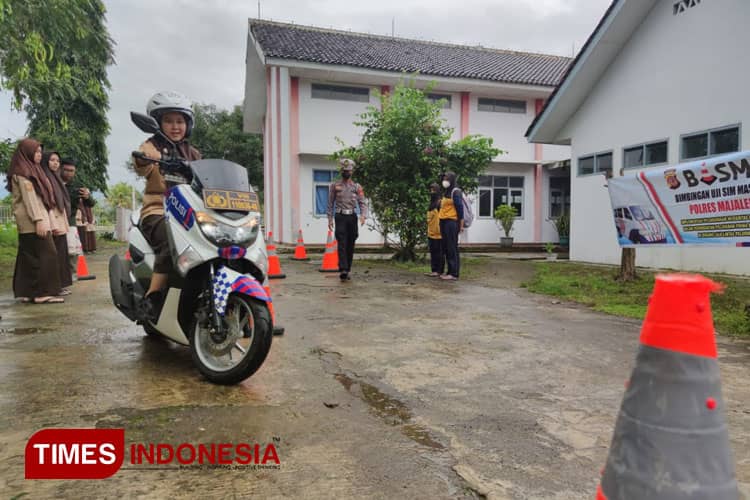 Banyak yang Gagal Ujian SIM, Polres Majalengka Berikan Tips dan Edukasi Lalin