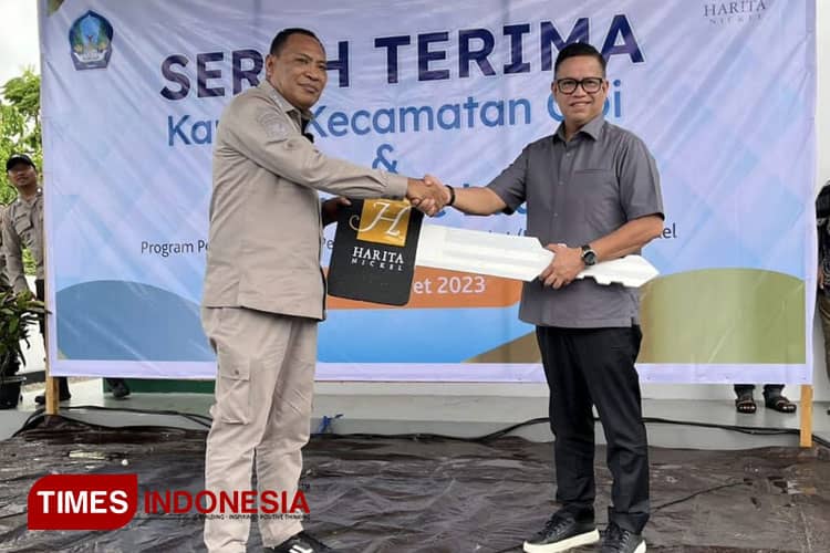 Pemkab Halsel Terima Kantor Kecamatan Obi dan Ambulans Laut dari HARITA Nickel
