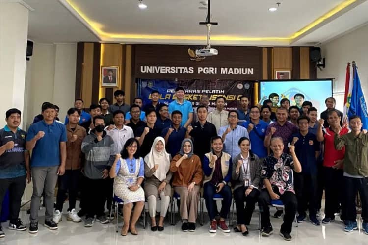 Unipma-Perbasi Kota Madiun dan HMPS IKOR Gelar Penataran Pelatih Lisensi C Jatim