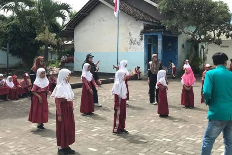 Pengembangan Potensi dan Bakat Siswa, Mahasiswa KSM-T Unisma Malang Buka Pelatihan Sanggar Tari