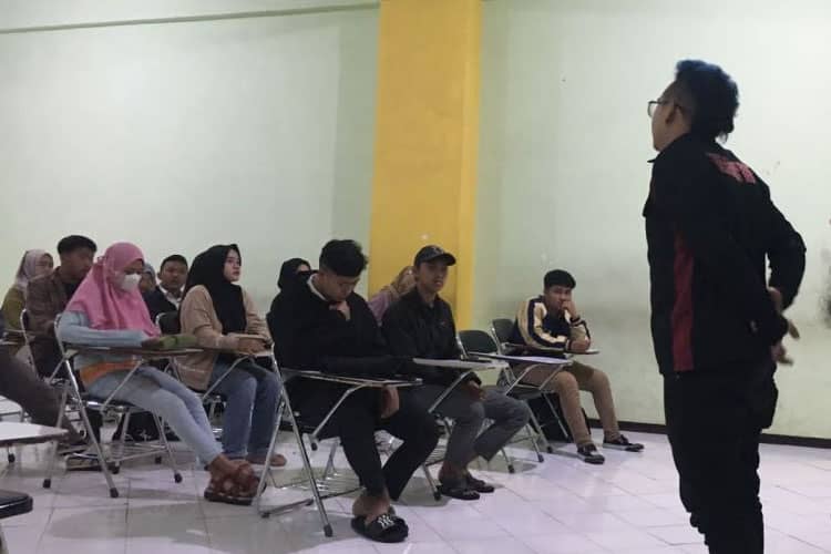 UKM Musik Gaung 193 Unisma Malang Sukses Gelar Diklat Dasar XXV