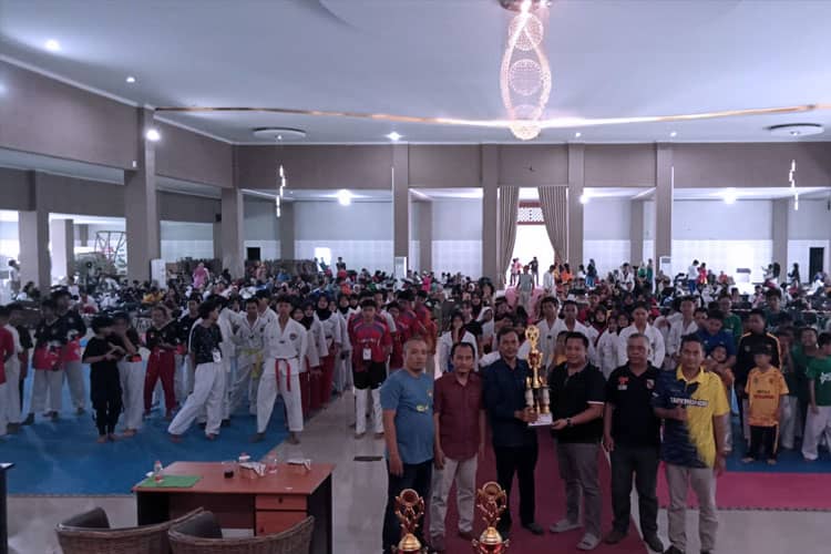 Universitas Muhammadiyah Cirebon Gelar Kejuaraan Taekwondo