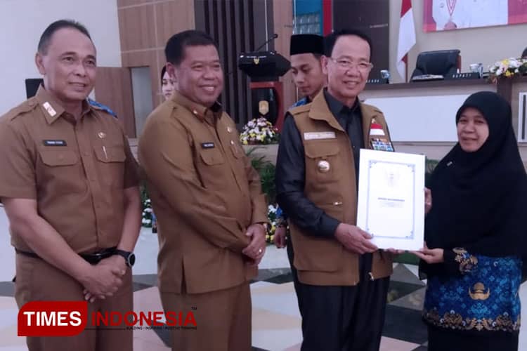 Ratusan PNS Pemkab Majalengka Terima Kenaikan Pangkat
