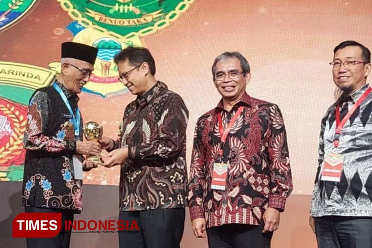 Bondowoso Diganjar Penghargaan Atas Capaian UHC BPJS Kesehatan