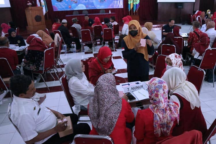 Mafindo Malang Ajak Lansia Bijak Gunakan YouTube