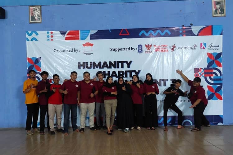 Gelar Charity, Rumah Kolaborasi Indonesia Berbagi Bersama Puluhan Santri Yatim
