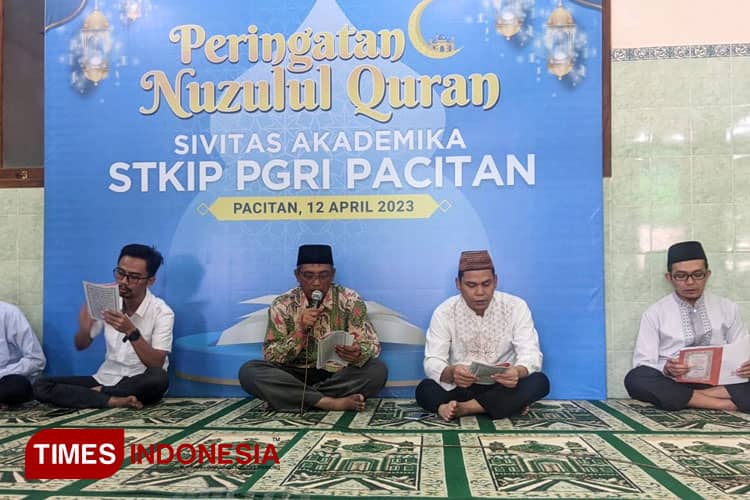 Peringati Nuzulul Quran, STKIP PGRI Pacitan Gelar Khotmil Quran 