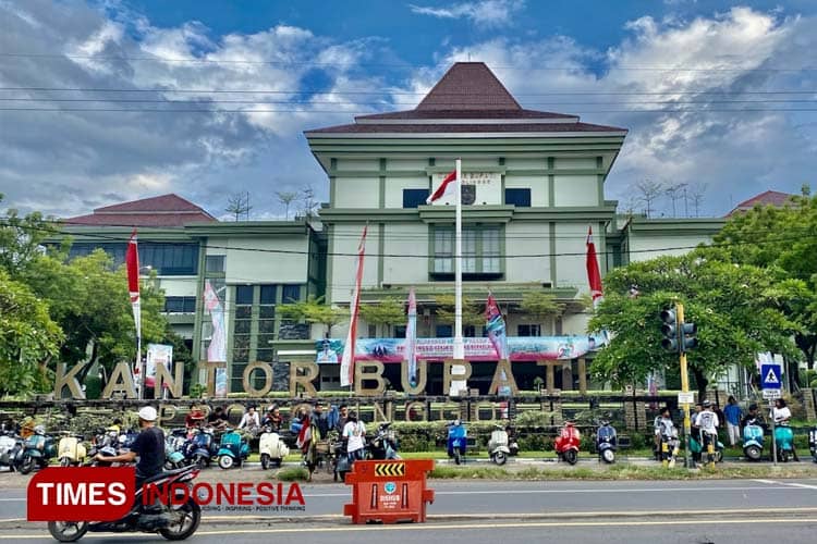 Ngabuburit Asyik Lintas Komunitas di Depan Kantor Pemkab Probolinggo