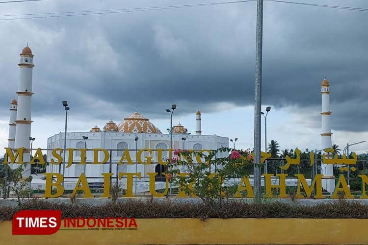 Pj Bupati Morotai Dipastikan Shalat Idul Fitri di Masjid Agung Baiturrahman 