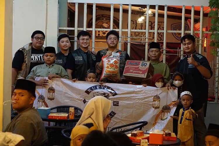 Tidak Ugal Ugalan dan Menjadi Panutan bikers lain, Rupviah Motorcycle Peduli Sesama