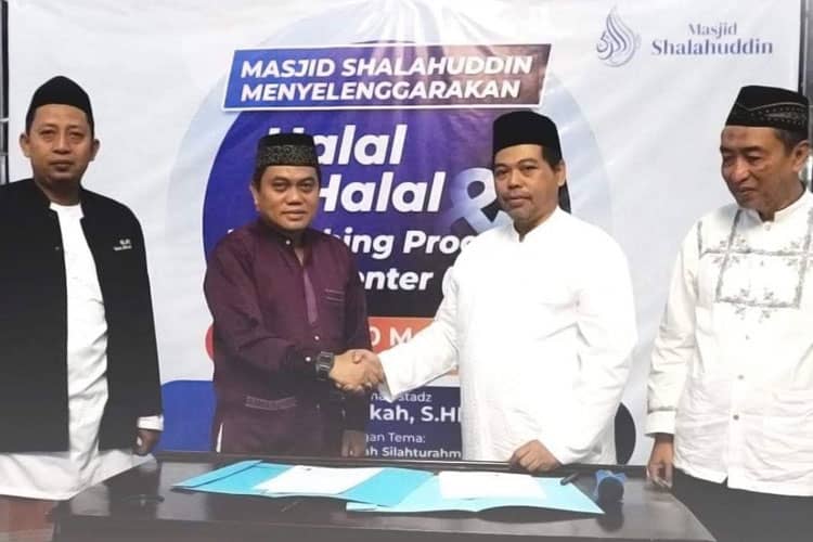 IKADIN Sidoarjo Beri Advokasi Gratis Bagi Jamaah Masjid Shalahudin Puri Surya Jaya